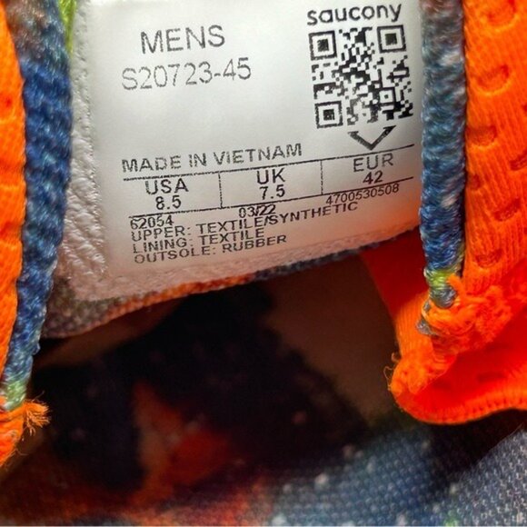 Men’s Saucony S20723-45 Kinvara 13 Neon Orange Sneakers Size 8.5 main image 4